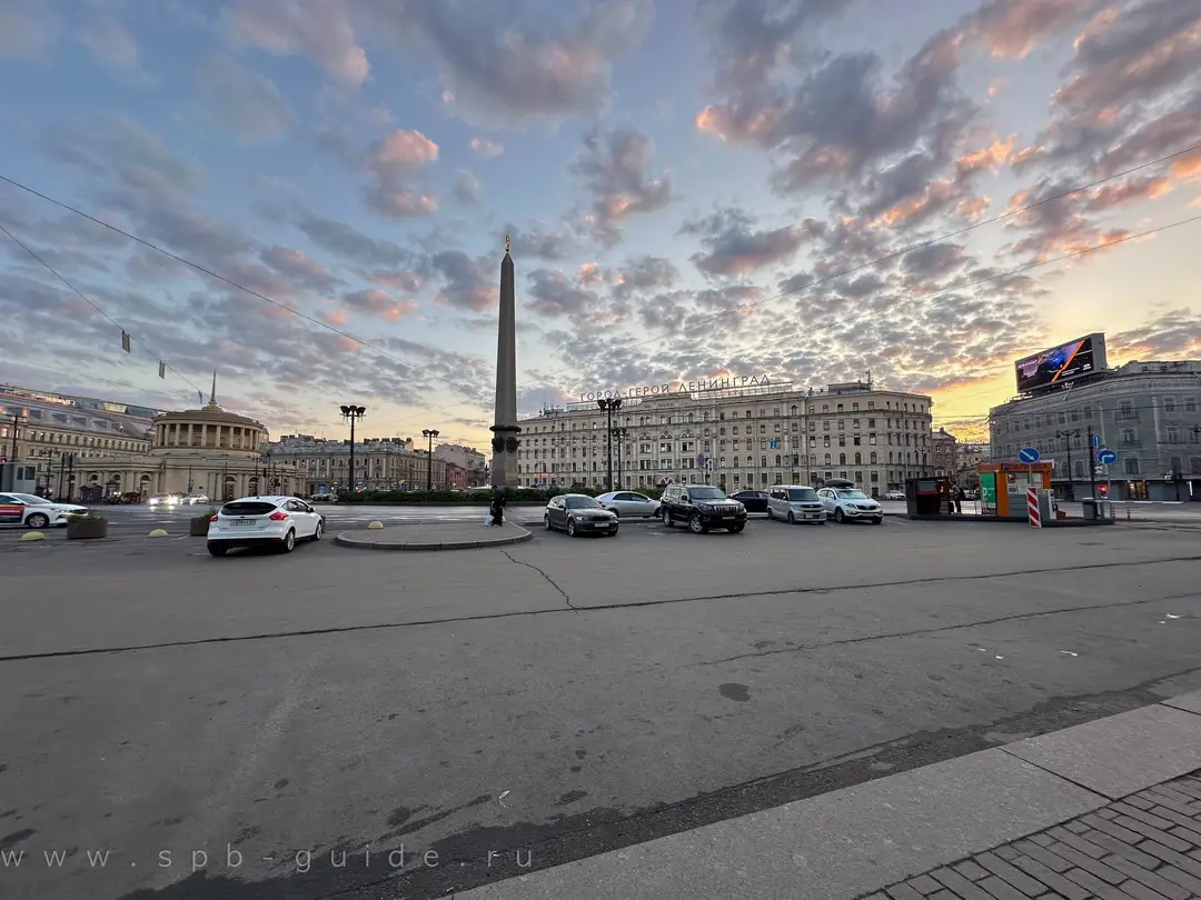 Белые ночи в Санкт-Петербурге, площадь Восстания Белые ночи в Санкт-Петербурге, площадь Восстания