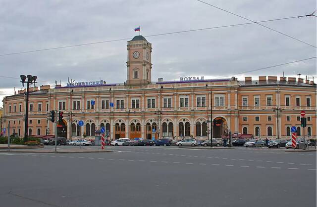 Московский вокзал в Санкт-Петербурге, вид с площади Восстания