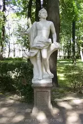 Летний сад. Юноша. Неизвестный скульптор, Италия, 18 в.