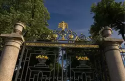 Ворота Летнего сада со стороны Невы