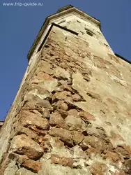 Выборг, камни в основании Часовой башни
