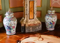 Китайские вазы в Зале муз