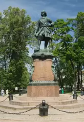 Памятник Петру I в Кронштадте