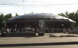Станция метро «Горьковская» в виде летающей тарелки