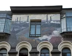 Мозаичное панно на доме Н.Н. Лейхтенбергского