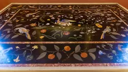 Мозаичный стол из интерьеров Михайловского дворца