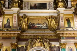 Икона «Тайная вечеря» (в центре) С. Живаго, иконостас Исаакиевского собора