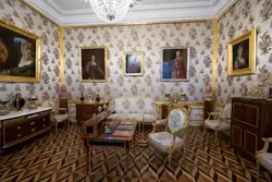 Кабинет императрицы Большого дворца в Петергофе