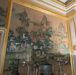 Расписные шелка с изображением процесса производства китайского фарфора, Коронная