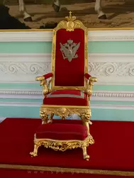 Тронное кресло, Большой дворец в Петергофе
