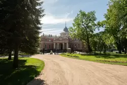 Летний дворец Белосельских-Белозерских