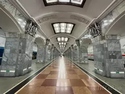 Станция метро «Кировский завод» в Санкт-Петербурге