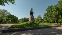 Памятник «Героям Краснодона»