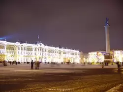 Дворцовая площадь, Зимний Дворец