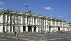 Зимний дворец, вид с Дворцовой площади