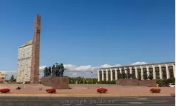 Монумент «Героическим защитникам Ленинграда»