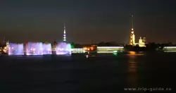 Петропавловская крепость и фонтаны у стрелки Васильевского острова