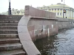 Санкт-Петербург, Нева, Набережная в граните