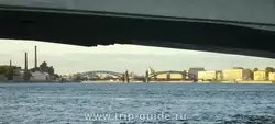 Вид на Большеохтинский мост