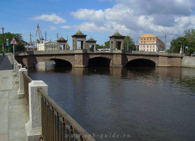 Река Фонтанка и Старо-Калинкин мост