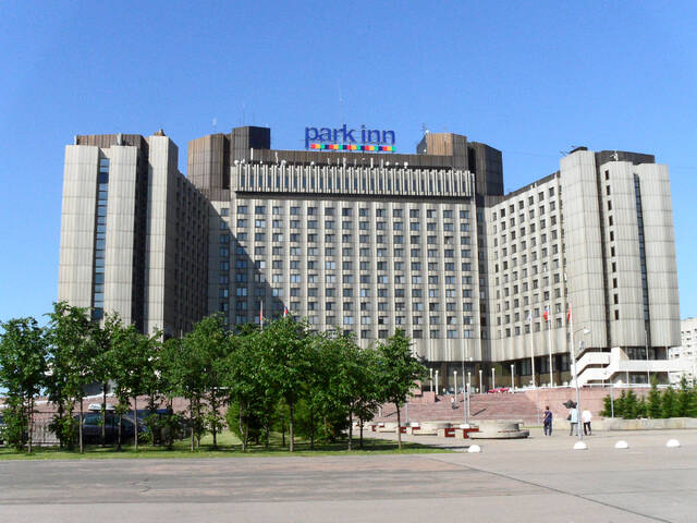 Гостиница «Прибалтийская» — «Park Inn»