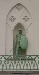 Скульптура рыцаря — русского витязя в Белой башне