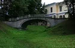 Мост через овраг в Павловске