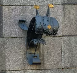 Памятник колюшке в Кронштадте