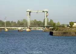 Выборг, железнодорожный мост — пролёт для прохождения судов