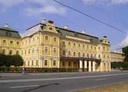 Меншиковский дворец в Санкт-Петербурге