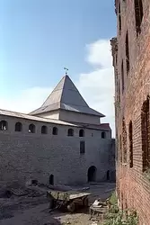 Петрокрепость, Государева башня