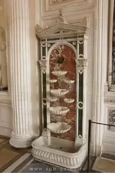 Фонтаны-раковины — вариации Бахчисарайского фонтана слез в Крыму