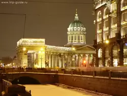 Канал Грибоедова, вид на Казанский собор