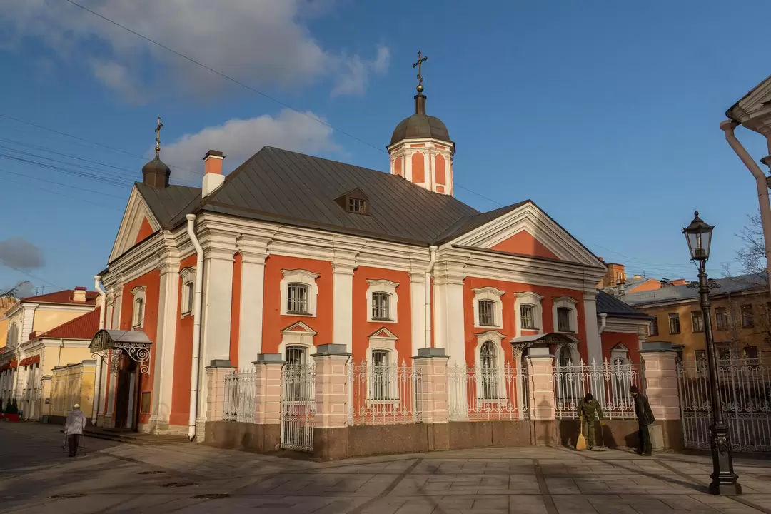 Церковь Трёх Святителей при Андреевском соборе в Санкт-Петербурге Церковь Трёх Святителей при Андреевском соборе в Санкт-Петербурге