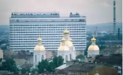 Санкт-Петербург, вид с колоннады Исаакиевского собора на Никольский Морской собор