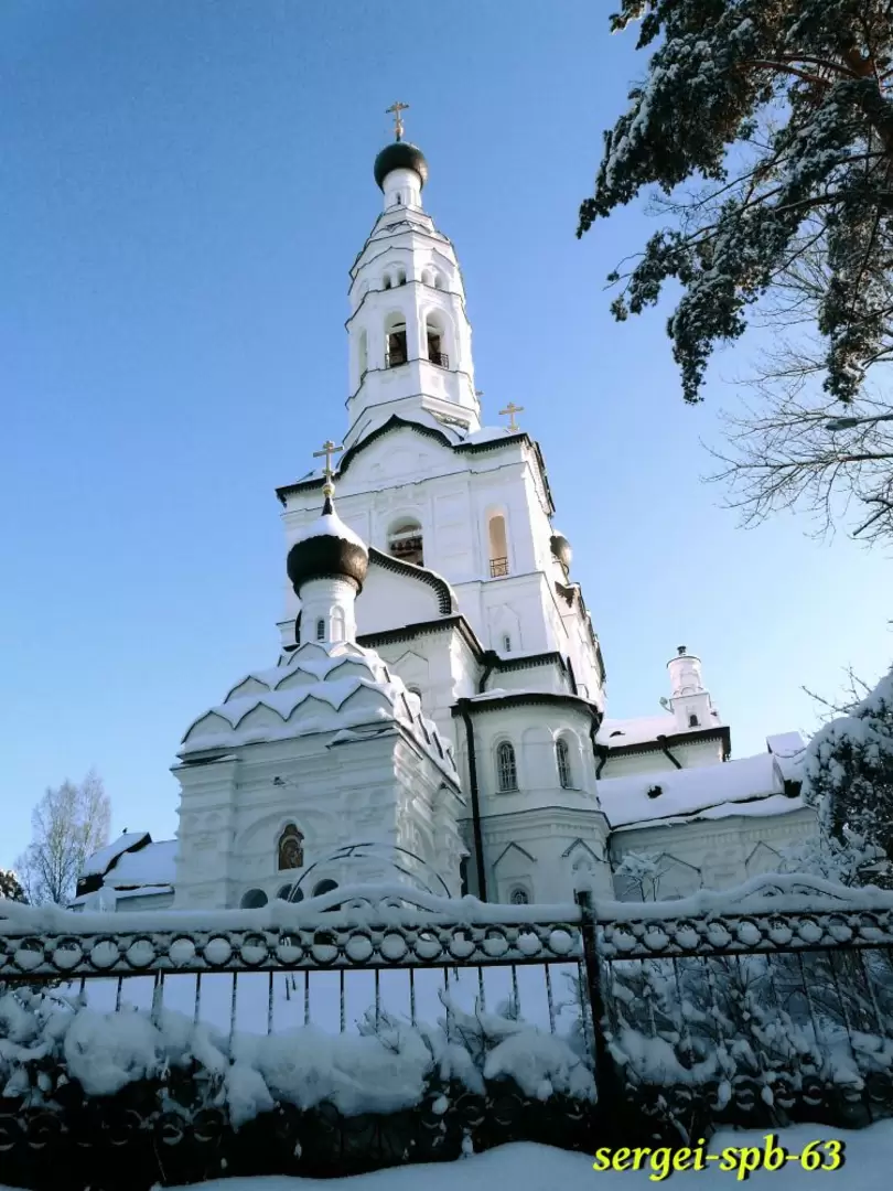 Церковь Казанской иконы Божьей Матери Церковь Казанской иконы Божьей Матери