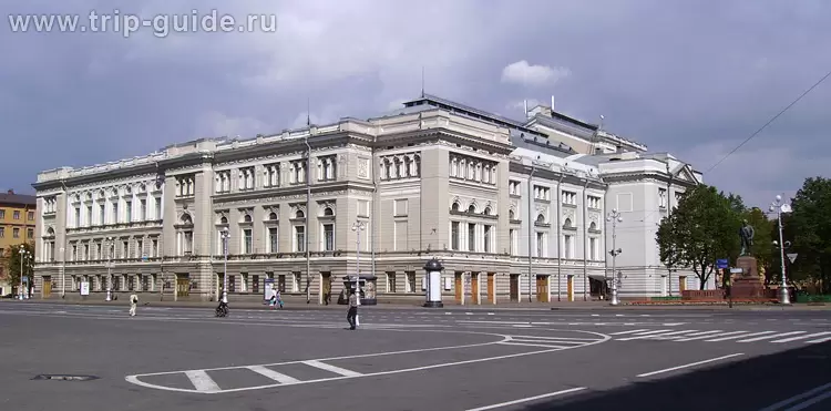 Театральная площадь, Консерватория им. Н.А. Римского-Корсакова Театральная площадь, Консерватория им. Н.А. Римского-Корсакова