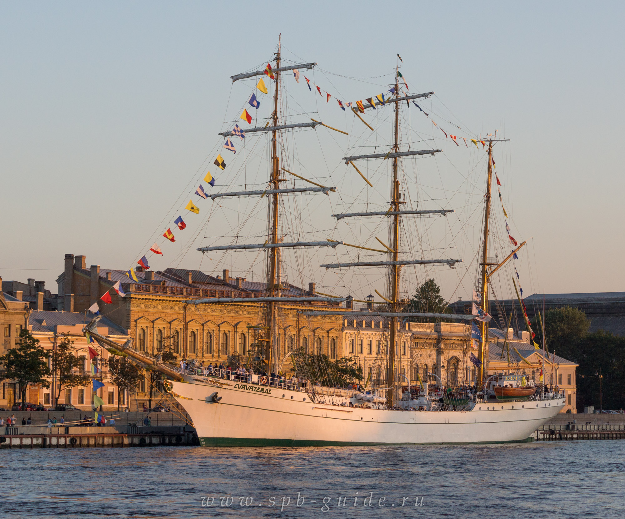 Трехмачтовый барк «Cuauhtemoc» Трехмачтовый барк «Cuauhtemoc»