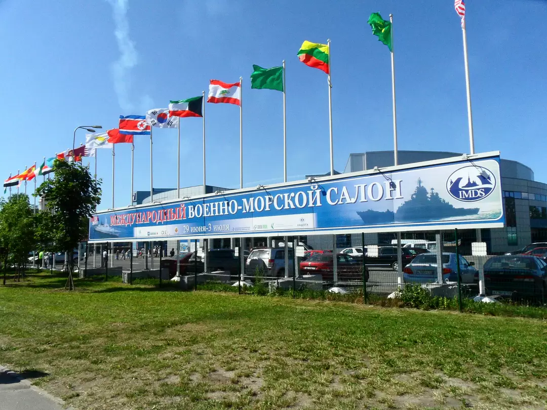 ЛенЭкспо в дни проведения Международного военно-морского салона ЛенЭкспо в дни проведения Международного военно-морского салона