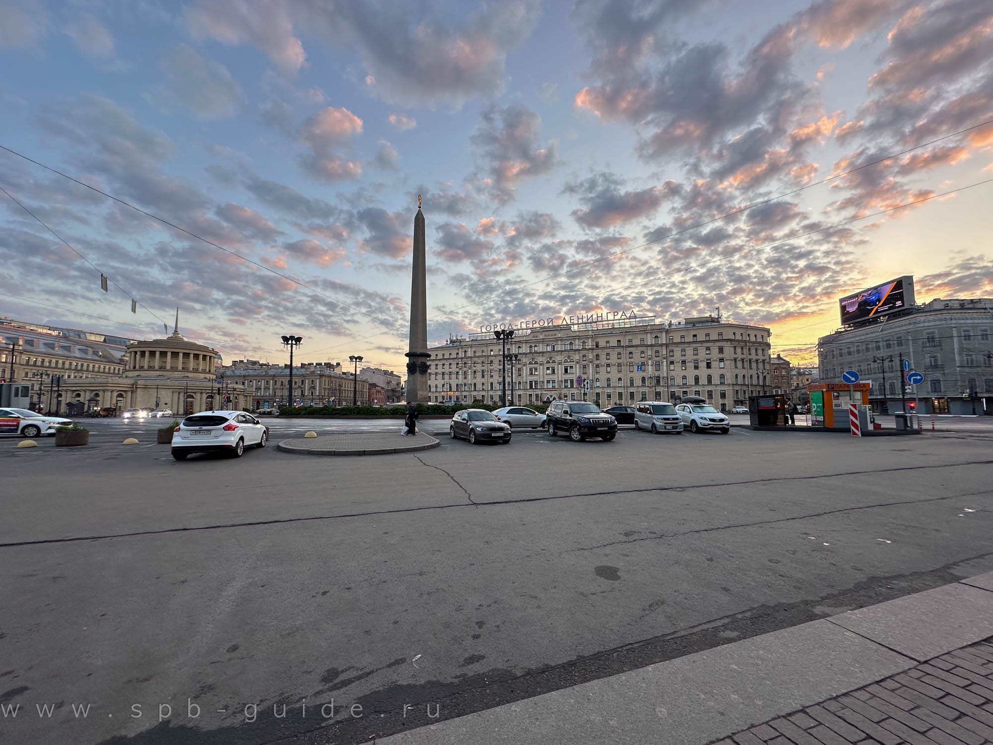Белые ночи в Санкт-Петербурге, площадь Восстания Белые ночи в Санкт-Петербурге, площадь Восстания