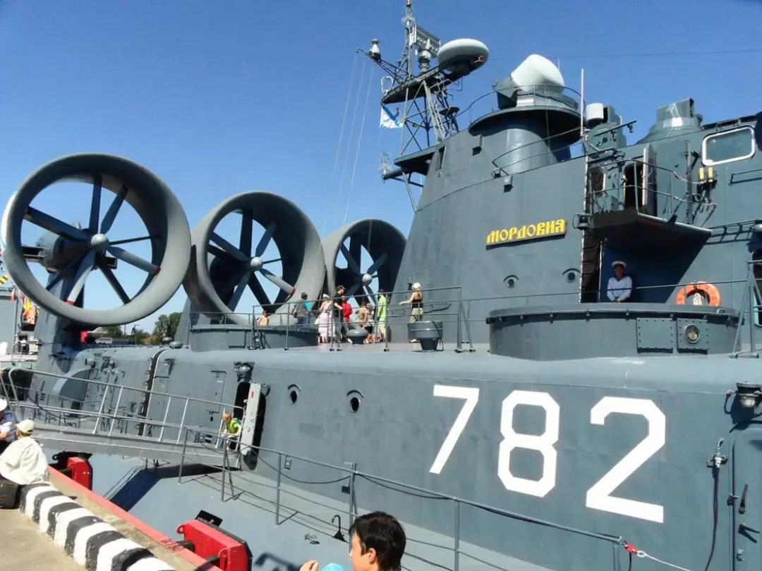 Десантный корабль на воздушной подушке «Мордовия» Десантный корабль на воздушной подушке «Мордовия»