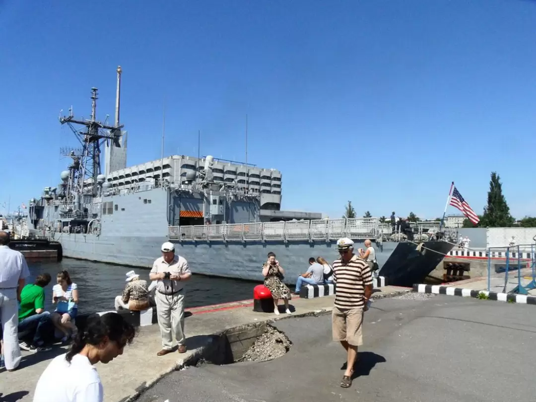 Фрегат ВМС США «Carr» Фрегат ВМС США «Carr»