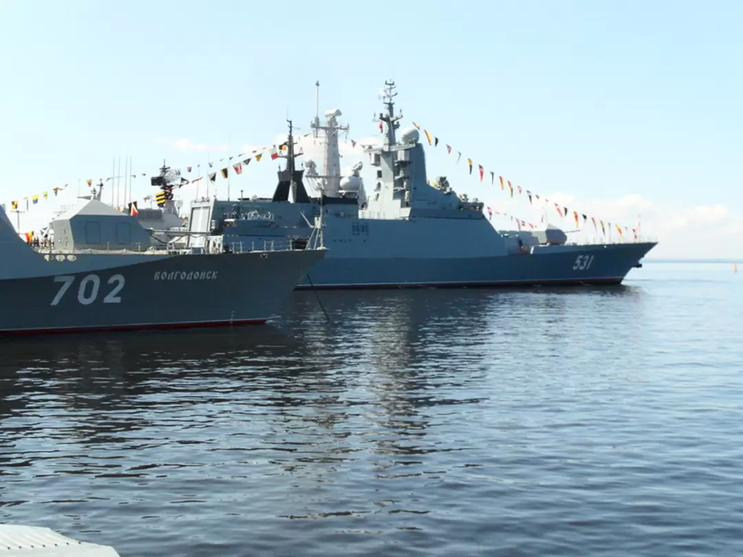 МАК «Волгодонск» и СКР «Сообразительный» на МВМС-2011 МАК «Волгодонск» и СКР «Сообразительный» на МВМС-2011