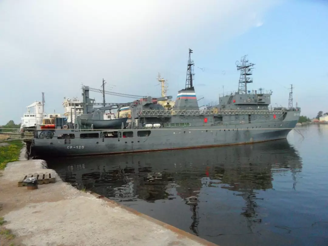 Судно размагничивания ЛенВМБ «СР-120» Судно размагничивания ЛенВМБ «СР-120»