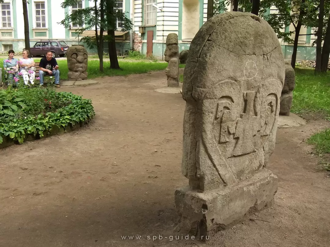 Дворик Кунсткамеры, фото 7