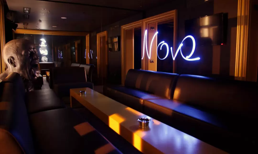 Коктейль бар «Nove» в отеле «Домина» Коктейль бар «Nove» в отеле «Домина»