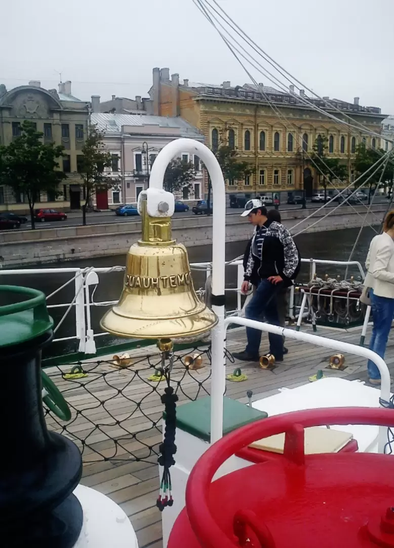 Барк «Куатемок» ВМС Мексики Барк «Куатемок» ВМС Мексики