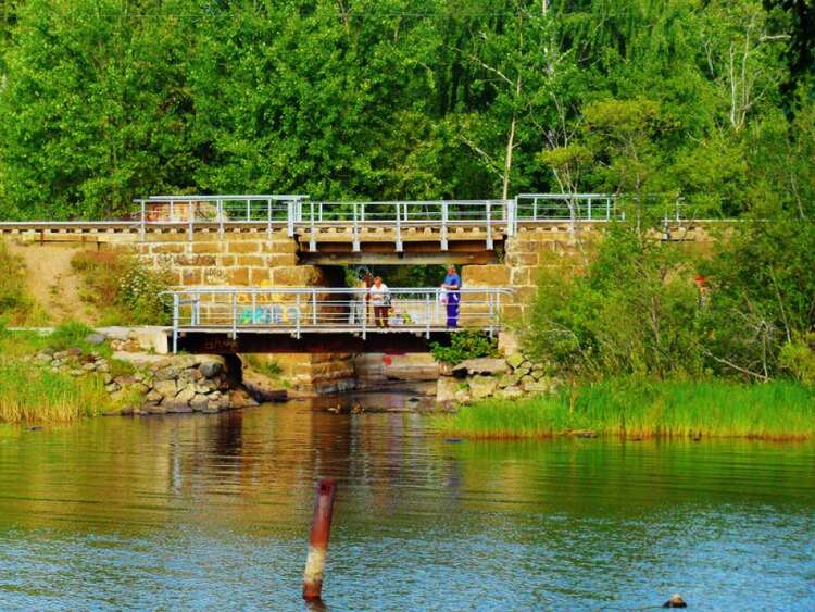 Бумовский мост приозерск