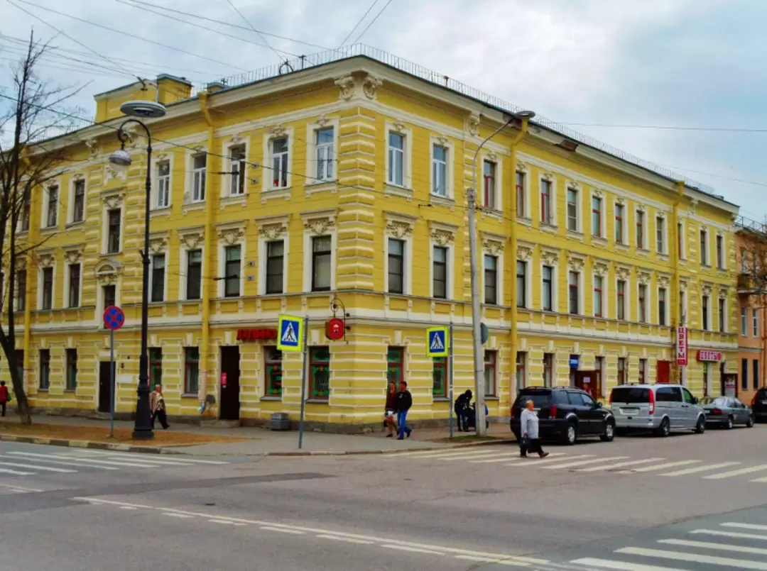 Угол Гражданской улицы и пр. Ленина Угол Гражданской улицы и пр. Ленина