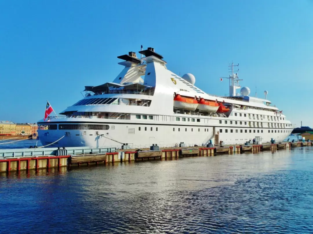 «Seabourn Pride» круизная пятизвездочная мега-яхта компании «Seabourn Cruise Line» «Seabourn Pride» круизная пятизвездочная мега-яхта компании «Seabourn Cruise Line»
